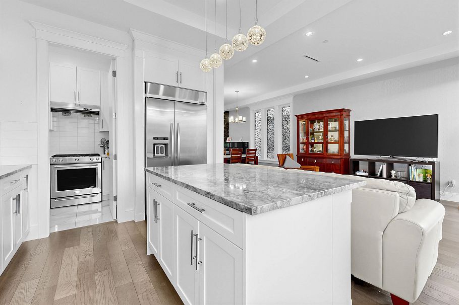4555 W 9th Avenue Vancouver, BC - 16