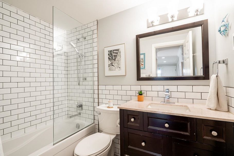 11 229 E 8th Street North Vancouver, BC - 25