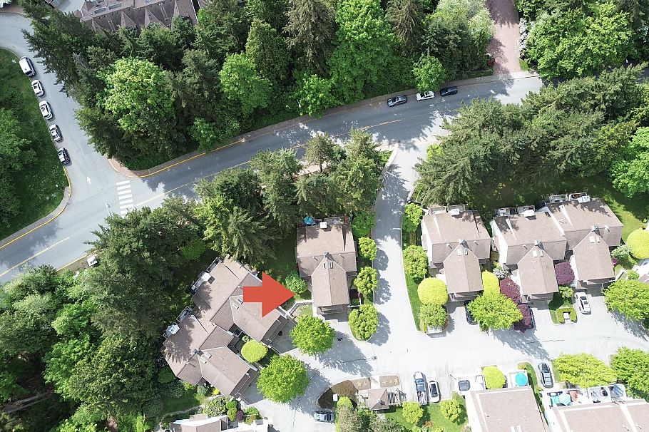 2 3939 Indian River Drive North Vancouver, BC - 4