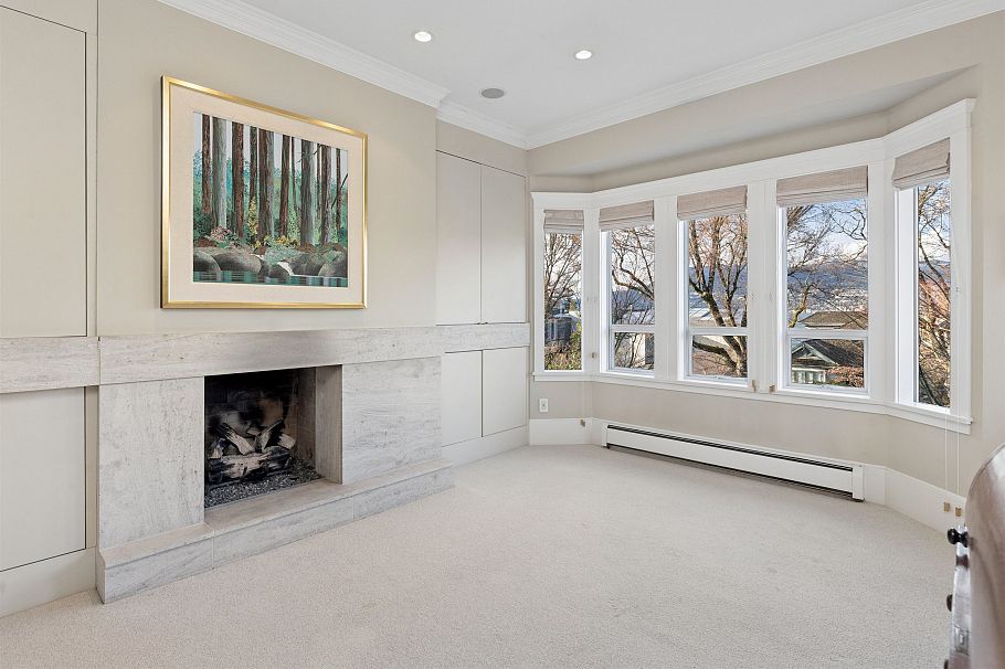 2518 Point Grey Road Vancouver, BC - 14