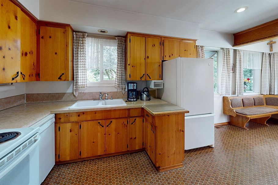 4793 Commercial Street Vancouver, BC - 7
