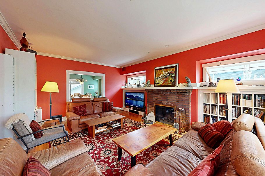 4402 W 12th Avenue Vancouver, BC - 10