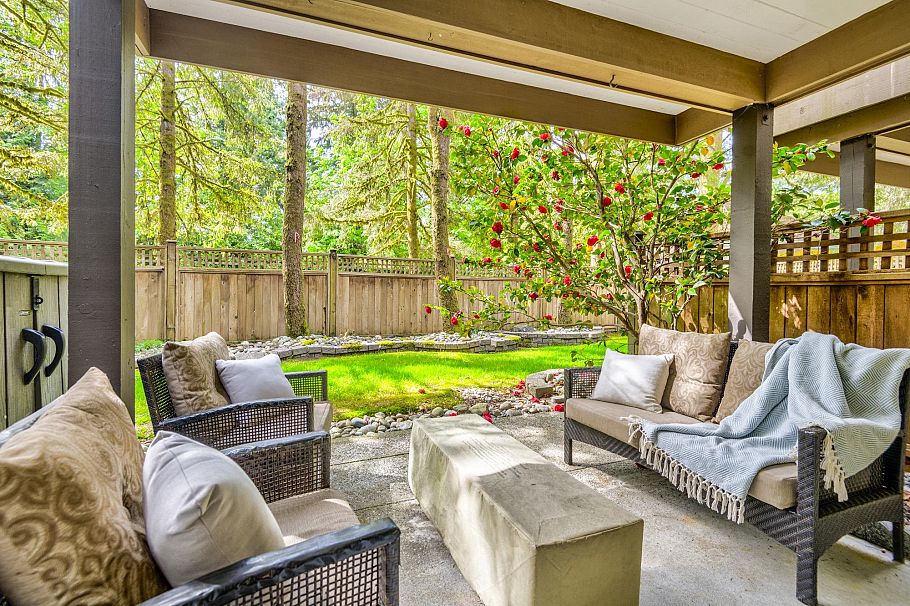 2 3939 Indian River Drive North Vancouver, BC - 34