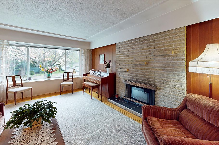 4793 Commercial Street Vancouver, BC - 3