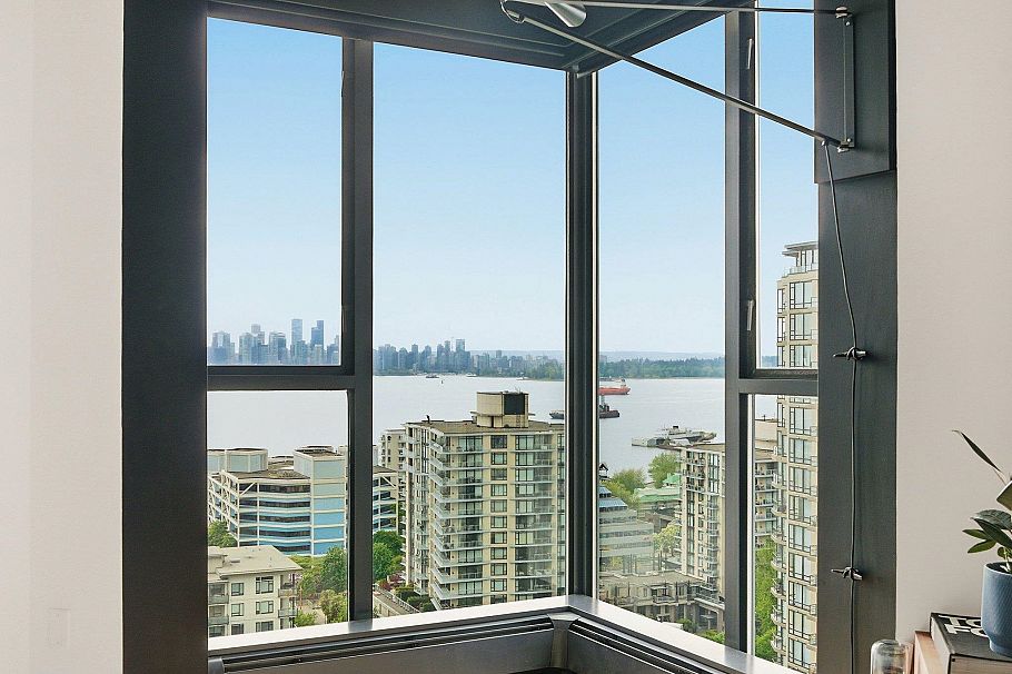 1702 120 W 2nd Street North Vancouver, BC - 27