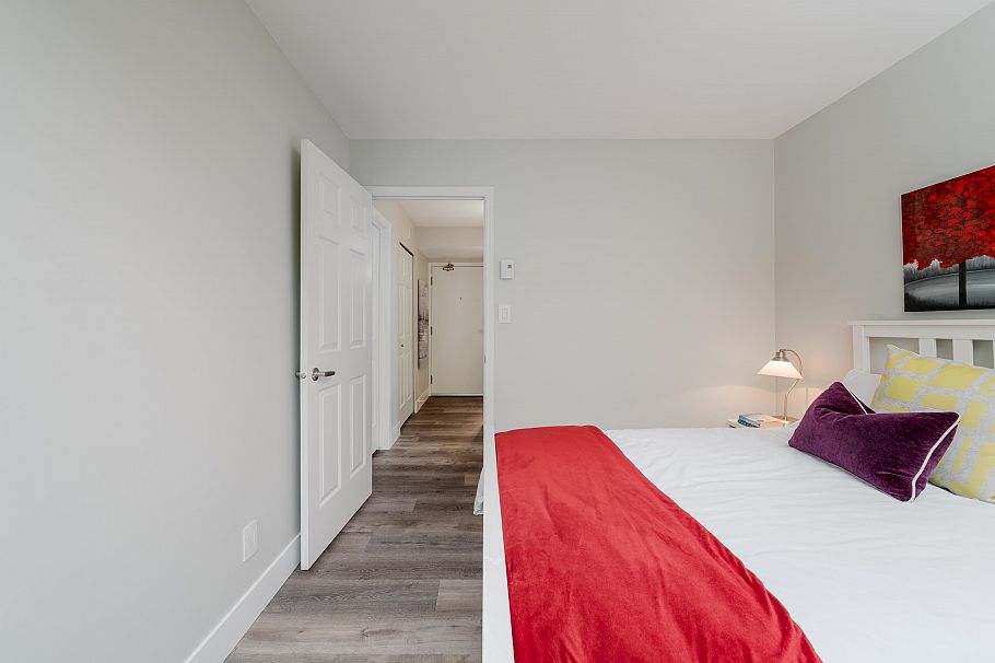 203 408 Lonsdale Avenue North Vancouver, BC - 20