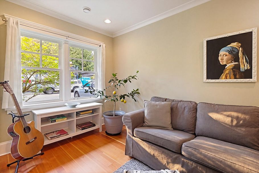3586 Emerald Drive North Vancouver, BC - 11