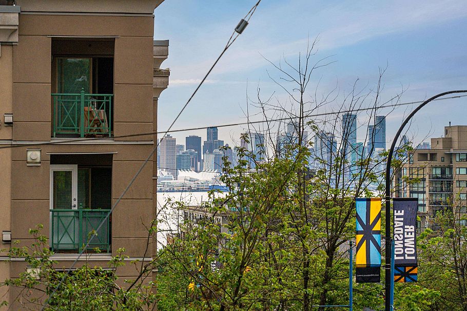 203 408 Lonsdale Avenue North Vancouver, BC - 33