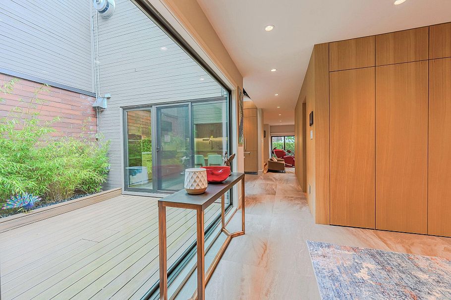 423 Greensboro Place Vancouver, BC - 19