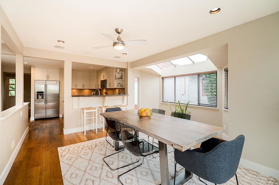 939 Calverhall Street North Vancouver, BC - 7