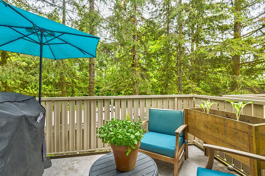 2 3939 Indian River Drive North Vancouver, BC - 21
