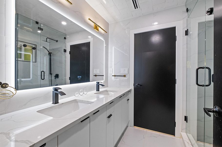 3812 Dalkeith Drive North Vancouver, BC - 15