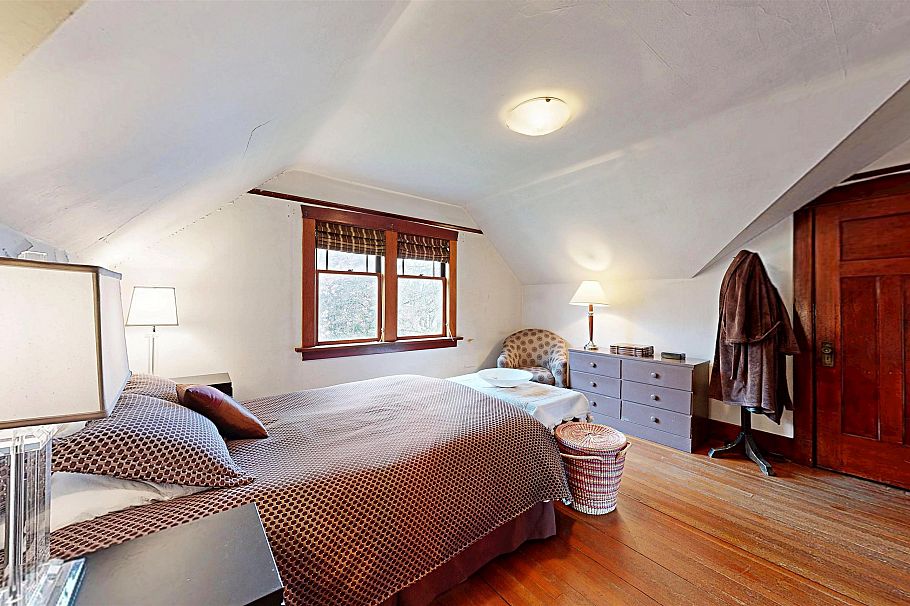 4402 W 12th Avenue Vancouver, BC - 13