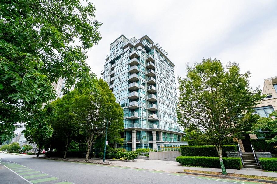 1010 1889 Alberni Street Vancouver, BC - 1