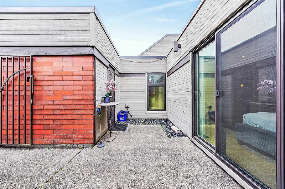 423 Greensboro Place Vancouver, BC - 32