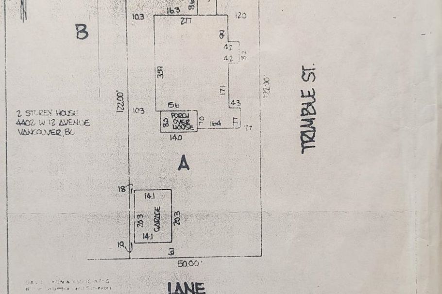 4402 W 12th Avenue Vancouver, BC - 35