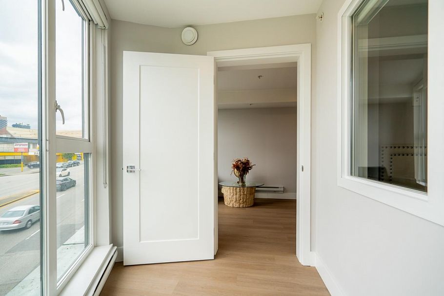 206 3050 Kingsway Vancouver, BC - 11