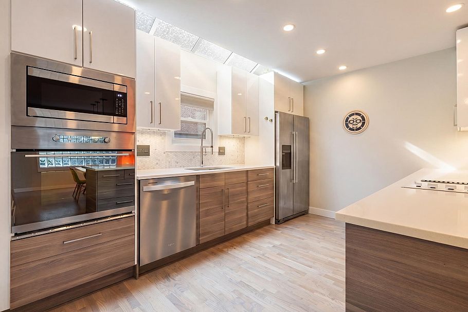 3542 W 2nd Avenue Vancouver, BC - 10