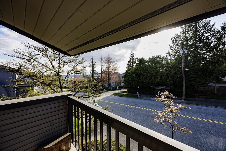 3132 Lonsdale Avenue North Vancouver, BC - 25