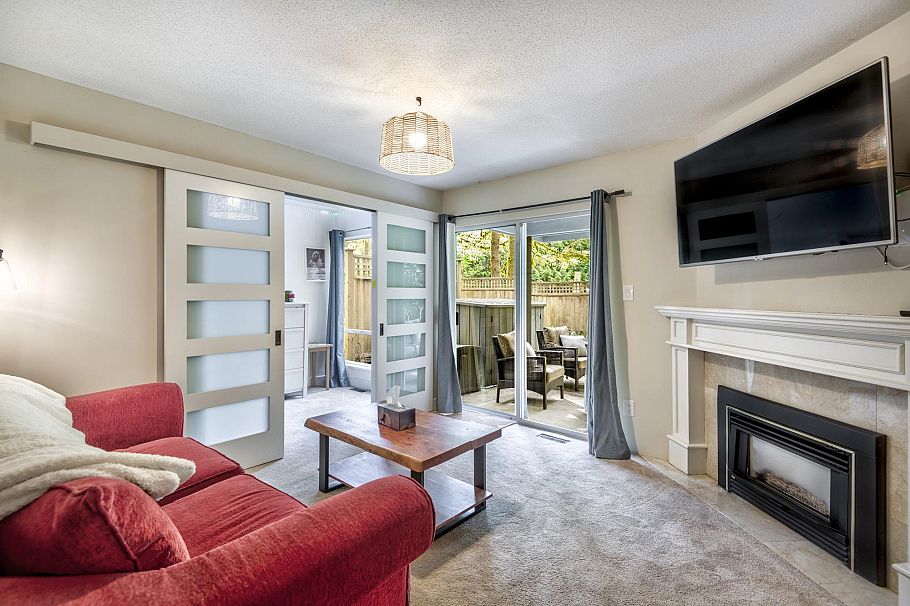 2 3939 Indian River Drive North Vancouver, BC - 30