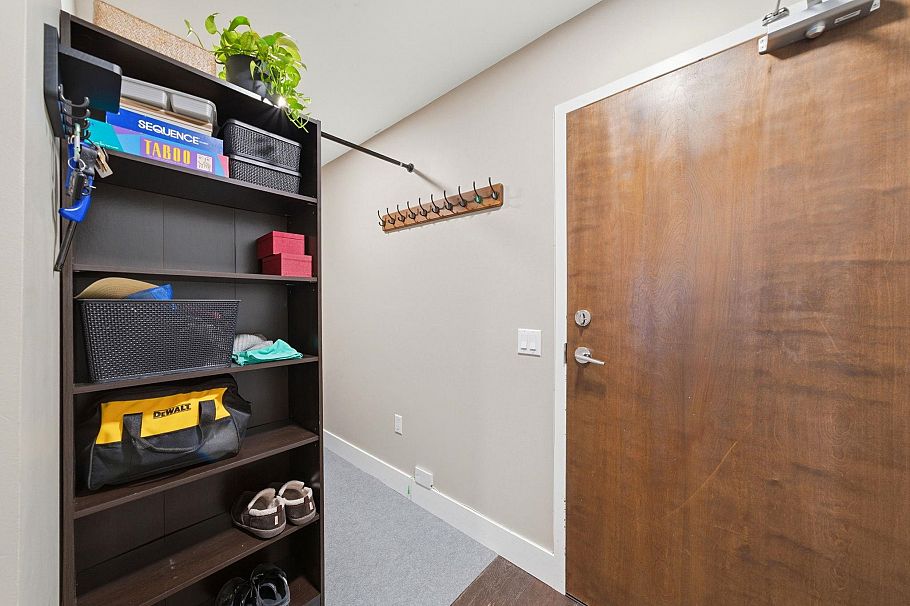 405 155 W 1st Street North Vancouver, BC - 21