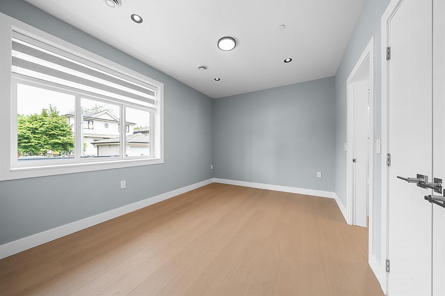 2 2559 W King Edward Avenue Vancouver, BC - 18