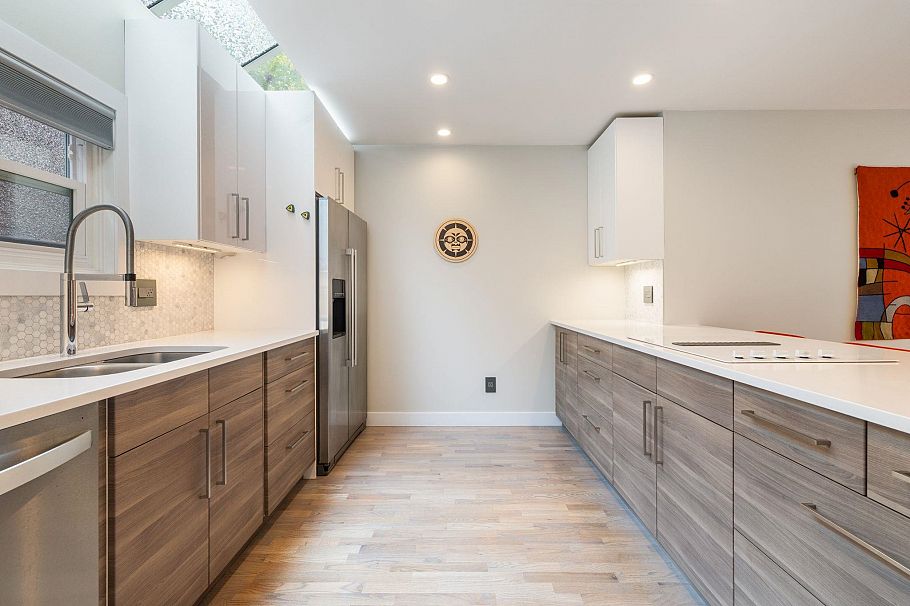 3542 W 2nd Avenue Vancouver, BC - 11