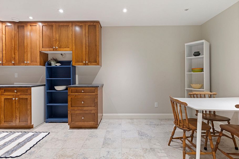 3586 Emerald Drive North Vancouver, BC - 26