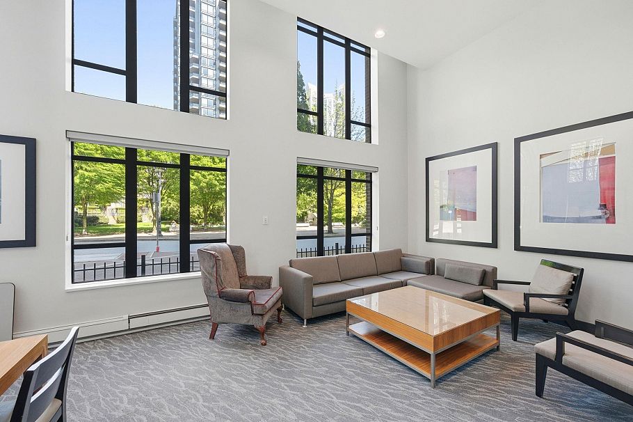 405 155 W 1st Street North Vancouver, BC - 25