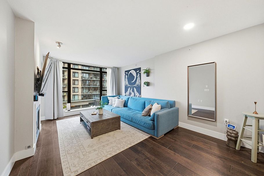 405 155 W 1st Street North Vancouver, BC - 9