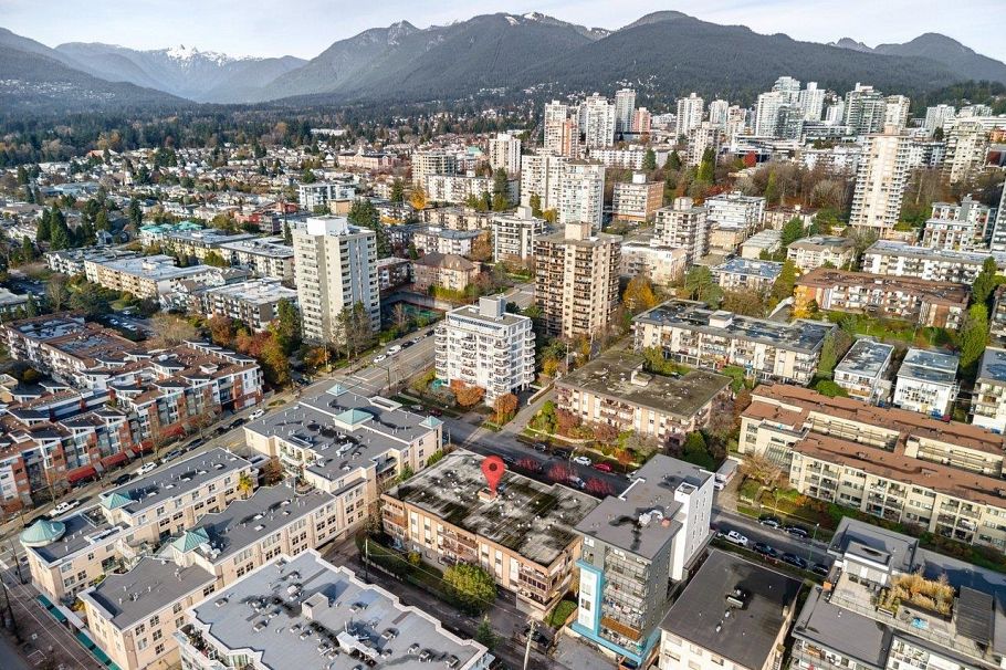 103 127 E 4th Street North Vancouver, BC - 36