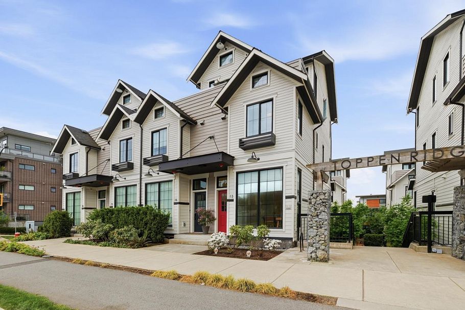13 237 Ridgeway Avenue North Vancouver, BC - 2