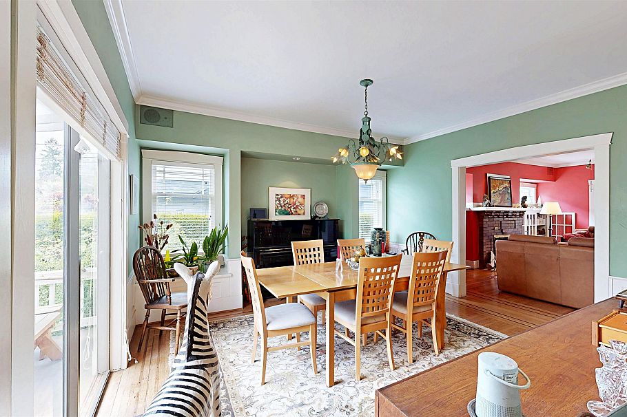 4402 W 12th Avenue Vancouver, BC - 3