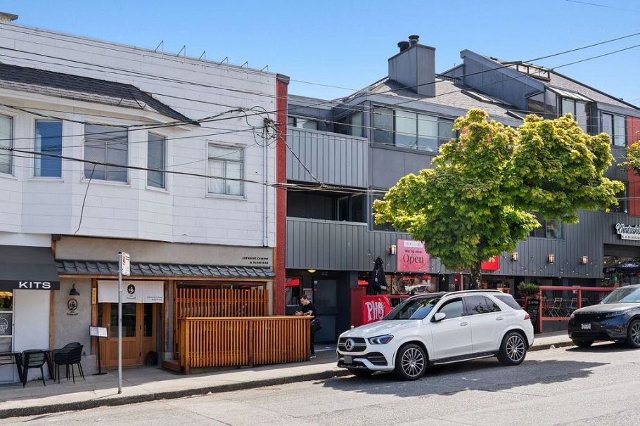 104 1512 Yew Street Vancouver, BC - 32
