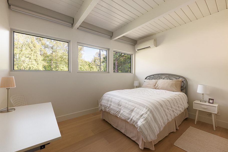 3267 Fairmont Road North Vancouver, BC - 23