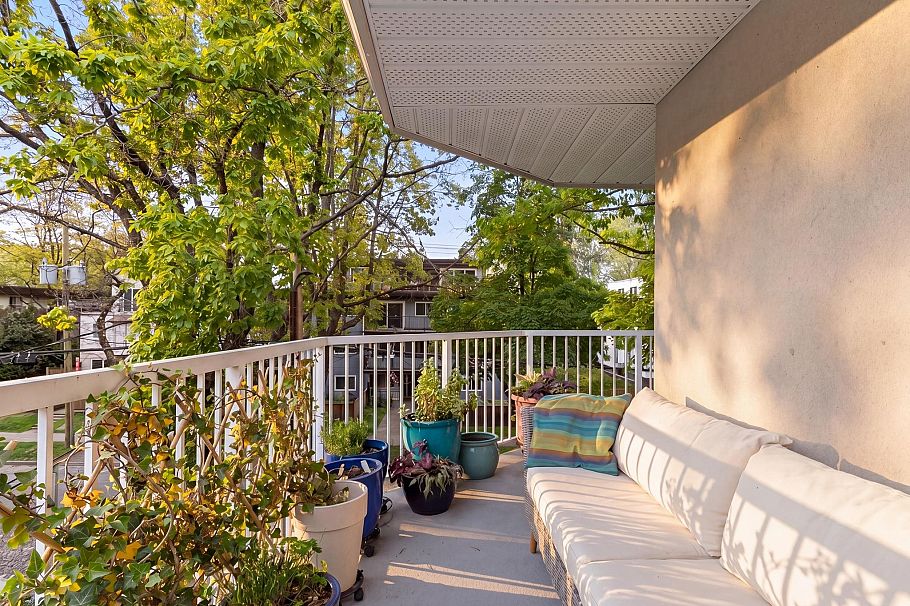 307 2256 W 7th Avenue Vancouver, BC - 9