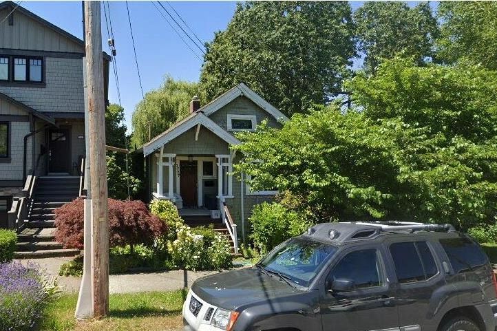 3707 Inverness Street Vancouver, BC - 1