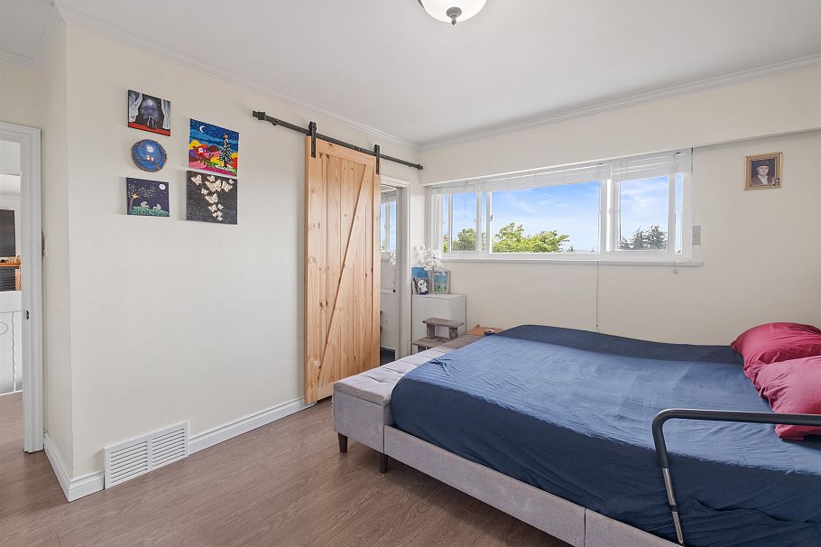 962 Whitchurch Street North Vancouver, BC - 15