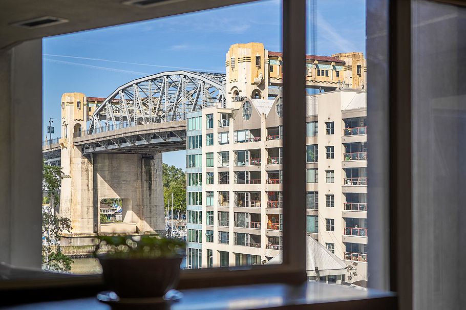 503 990 Beach Avenue Vancouver, BC - 3