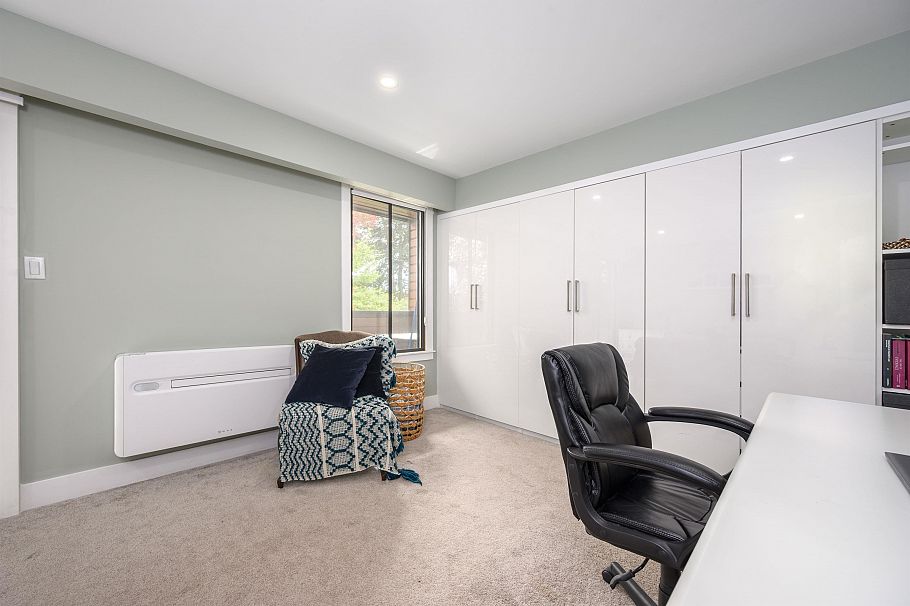 3201 Lonsdale Avenue North Vancouver, BC - 23