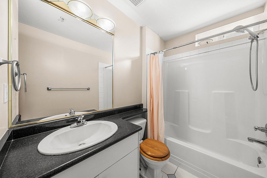 7962 Victoria Drive Vancouver, BC - 34
