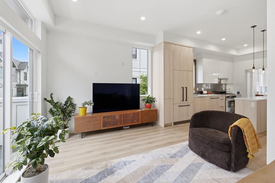 13 237 Ridgeway Avenue North Vancouver, BC - 6