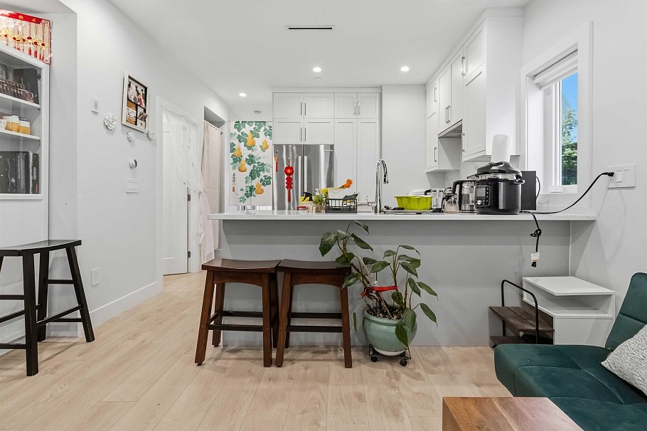 8375 French Street Vancouver, BC - 6