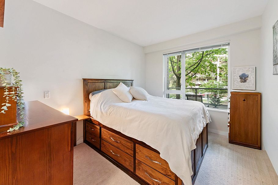 216 255 W 1st Street North Vancouver, BC - 11