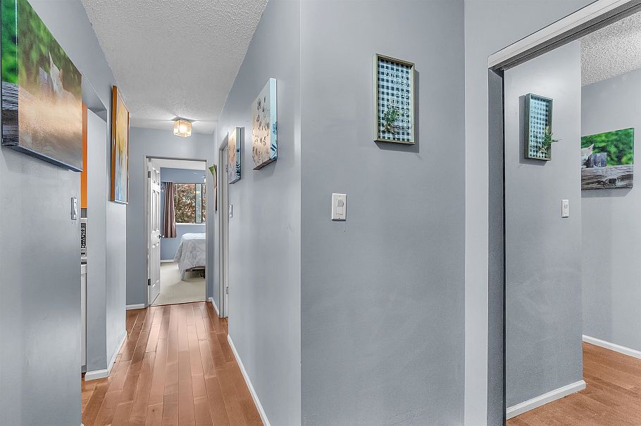 107 170 E 3rd Street North Vancouver, BC - 10
