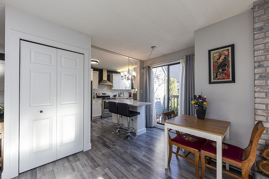 3132 Lonsdale Avenue North Vancouver, BC - 13