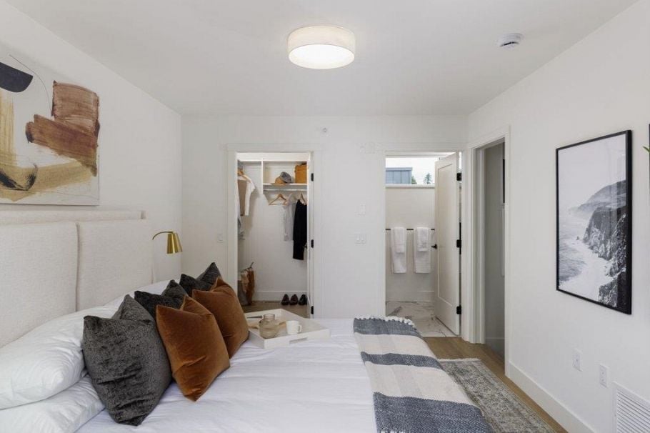 810 W 37th Avenue Vancouver, BC - 12