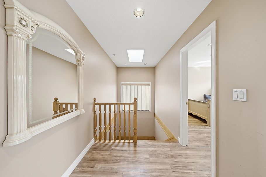 7962 Victoria Drive Vancouver, BC - 17