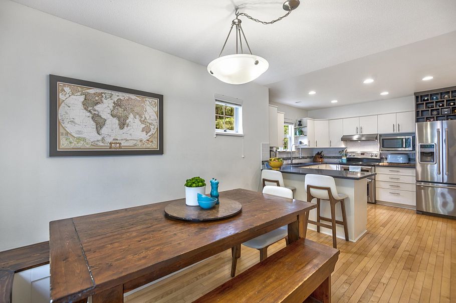 2 3939 Indian River Drive North Vancouver, BC - 10