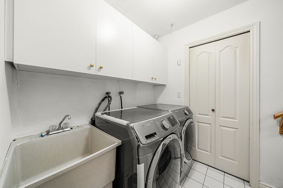 7962 Victoria Drive Vancouver, BC - 16